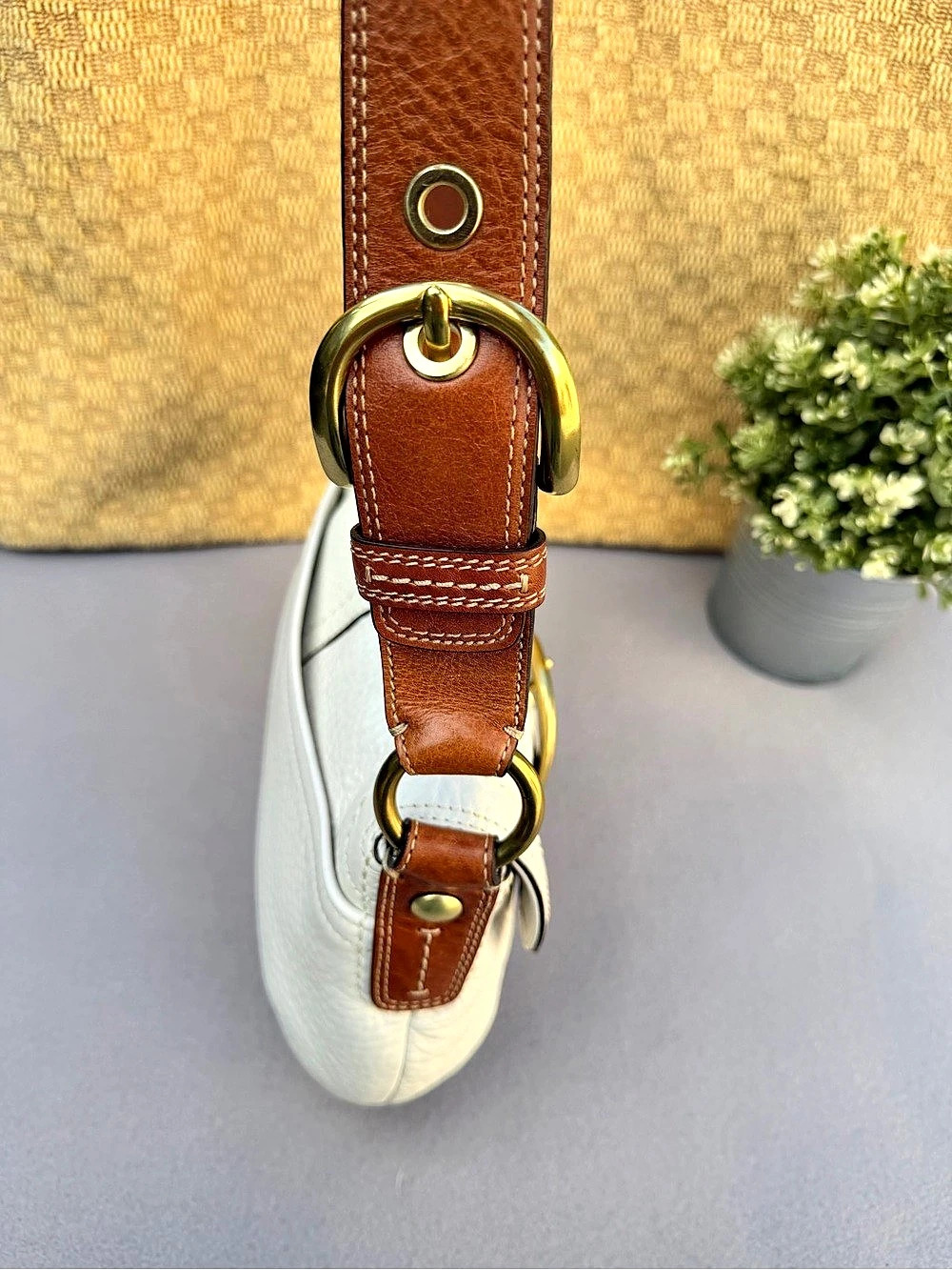 Coach Legacy Small Pebbled Leather Shoulder Bag White & Brown 11840 - Picture 7 of 13